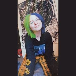 Meet your Posher, Brittney